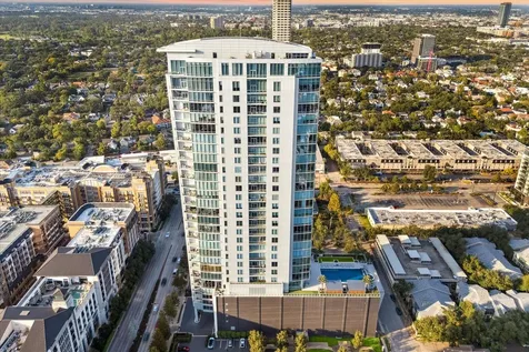 2727 Kirby Drive 19f Houston TX 77098