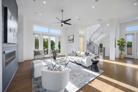 7327 Shadyvilla Pointe Drive Houston TX 77055