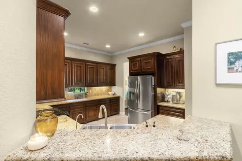 3202 Pine Hollow Circle Montgomery TX 77356
