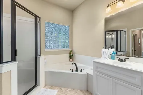 3202 Pine Hollow Circle Montgomery TX 77356