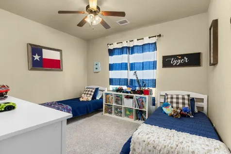 3202 Pine Hollow Circle Montgomery TX 77356
