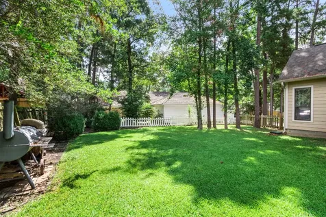 3202 Pine Hollow Circle Montgomery TX 77356