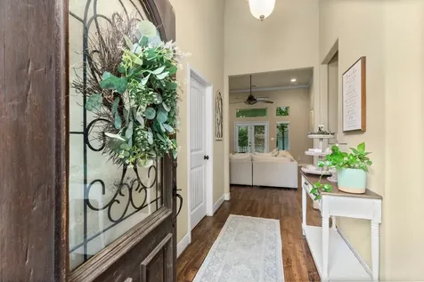 3202 Pine Hollow Circle Montgomery TX 77356