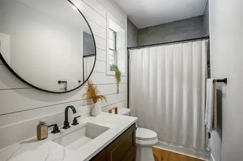 146 S Holly Laurel Circle The Woodlands TX 77382