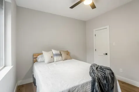 146 S Holly Laurel Circle The Woodlands TX 77382