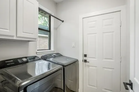 146 S Holly Laurel Circle The Woodlands TX 77382