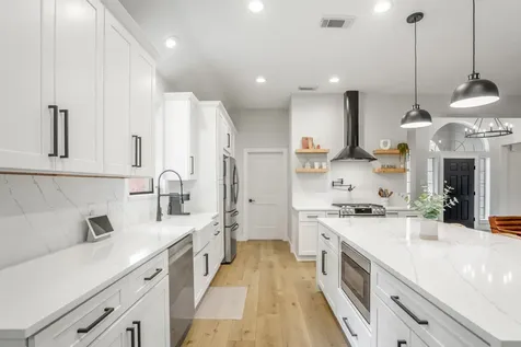 146 S Holly Laurel Circle The Woodlands TX 77382