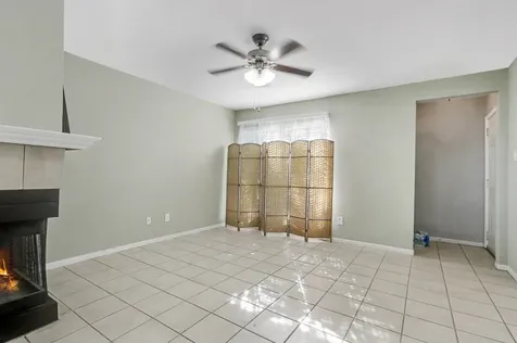 3506 Cove View Boulevard 1403 Galveston TX 77554