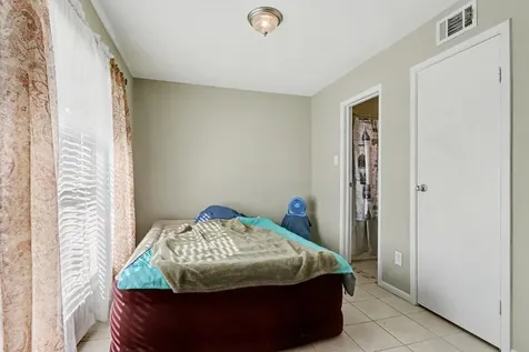 3506 Cove View Boulevard 1403 Galveston TX 77554