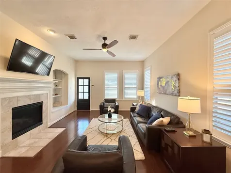 98 W Montfair Boulevard The Woodlands TX 77382