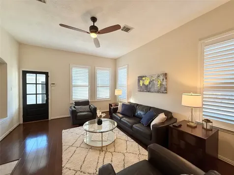 98 W Montfair Boulevard The Woodlands TX 77382