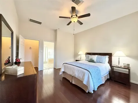 98 W Montfair Boulevard The Woodlands TX 77382