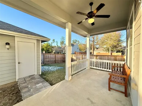 98 W Montfair Boulevard The Woodlands TX 77382