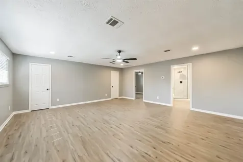 5034 Creekview Drive La Porte TX 77571