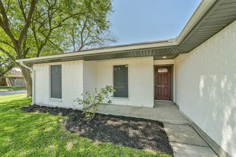 5034 Creekview Drive La Porte TX 77571