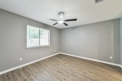 5034 Creekview Drive La Porte TX 77571
