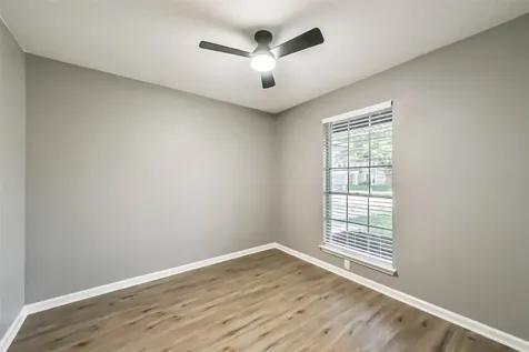 5034 Creekview Drive La Porte TX 77571