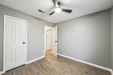5034 Creekview Drive La Porte TX 77571