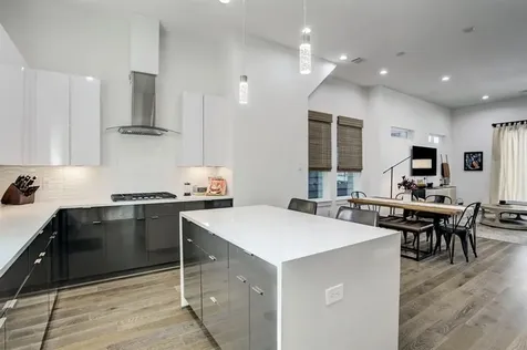 808 Fisher Street D Houston TX 77018