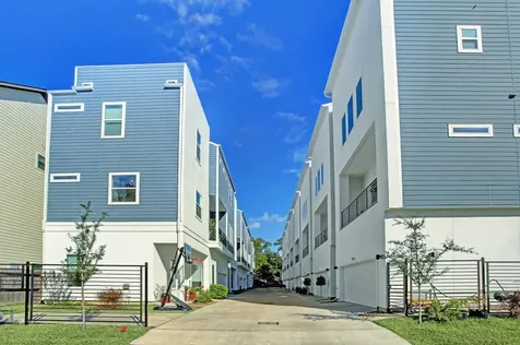 808 Fisher Street D Houston TX 77018