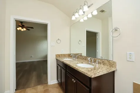 9960 Golden Field Lane Brookshire TX 77423