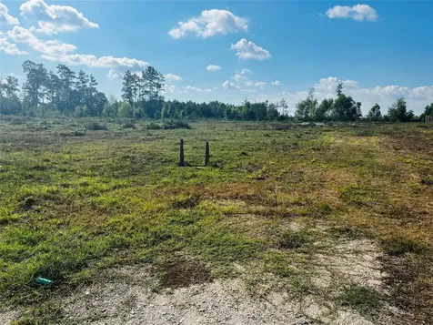 2380 County Road 3405 Cleveland TX 77327