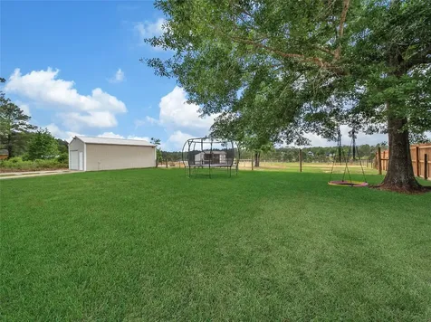2063 White Buck Court Cleveland TX 77328