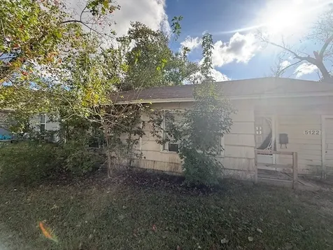 5122 Longmeadow Street Houston TX 77033