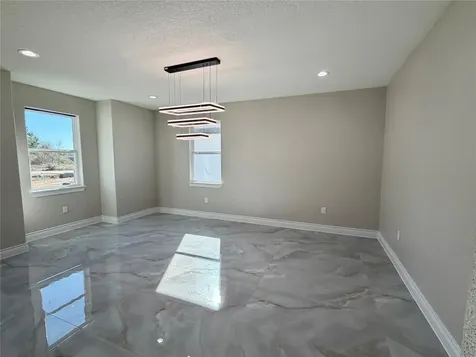 1175 Road 5203 Cleveland TX 77327