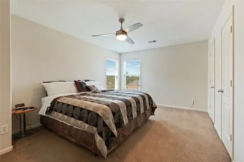 686 Fountain View Lane League City TX 77573