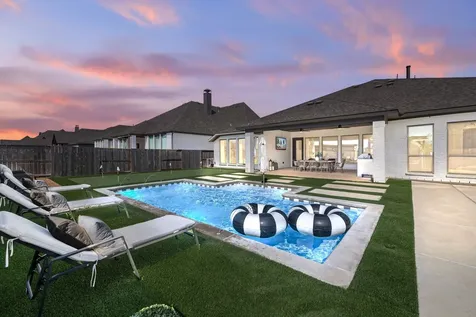 6807 Mirabeau Lane Katy TX 77493