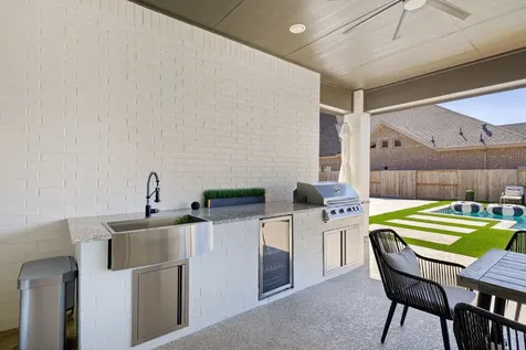 6807 Mirabeau Lane Katy TX 77493