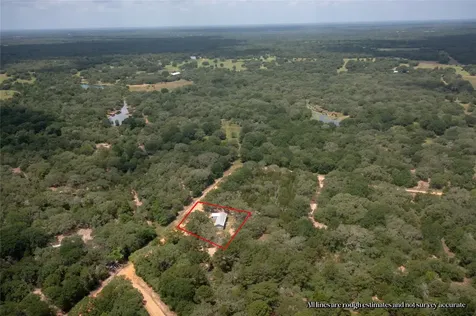 706 Crooked Creek Drive Sheridan TX 77475