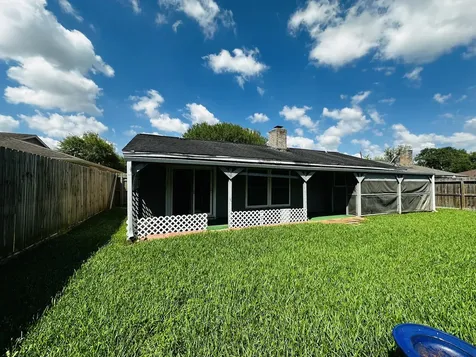 16807 Blackhawk Boulevard Friendswood TX 77546