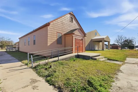 1444 2nd Avenue Port Arthur TX 77642