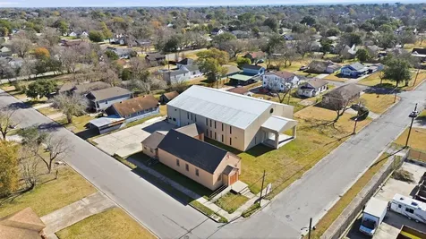 1444 2nd Avenue Port Arthur TX 77642