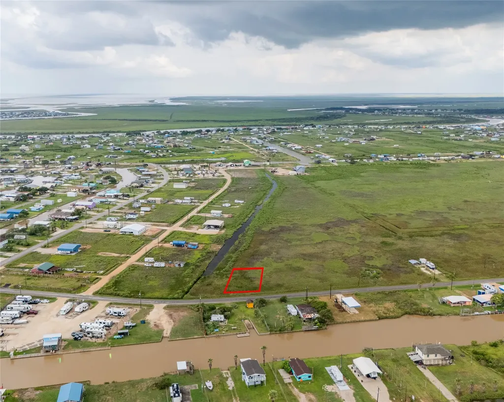 2164 County Road 299 Heron Sargent TX 77414
