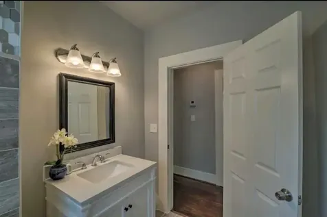 5224 Leeland Street Houston TX 77023