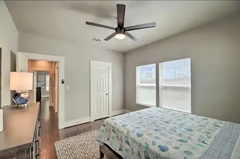 5224 Leeland Street Houston TX 77023