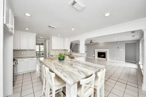 8402 Rose Garden Drive Houston TX 77083