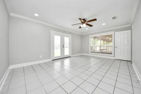 8402 Rose Garden Drive Houston TX 77083