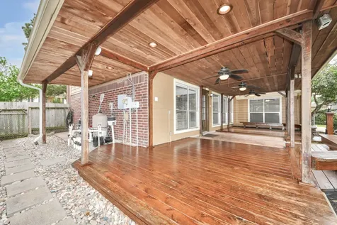 8402 Rose Garden Drive Houston TX 77083