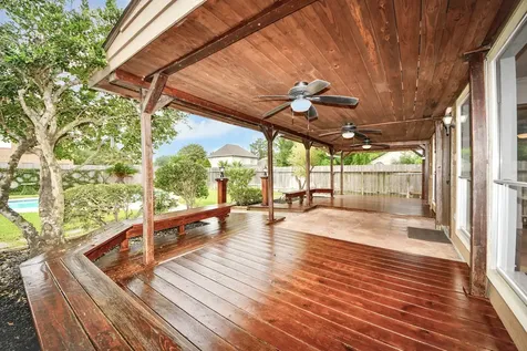 8402 Rose Garden Drive Houston TX 77083