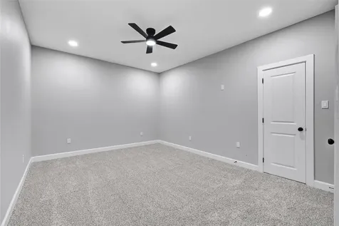9026 Lawncliff Lane Houston TX 77040