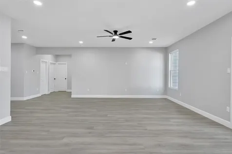 9026 Lawncliff Lane Houston TX 77040