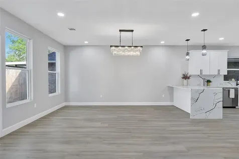 9026 Lawncliff Lane Houston TX 77040