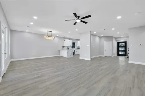 9026 Lawncliff Lane Houston TX 77040
