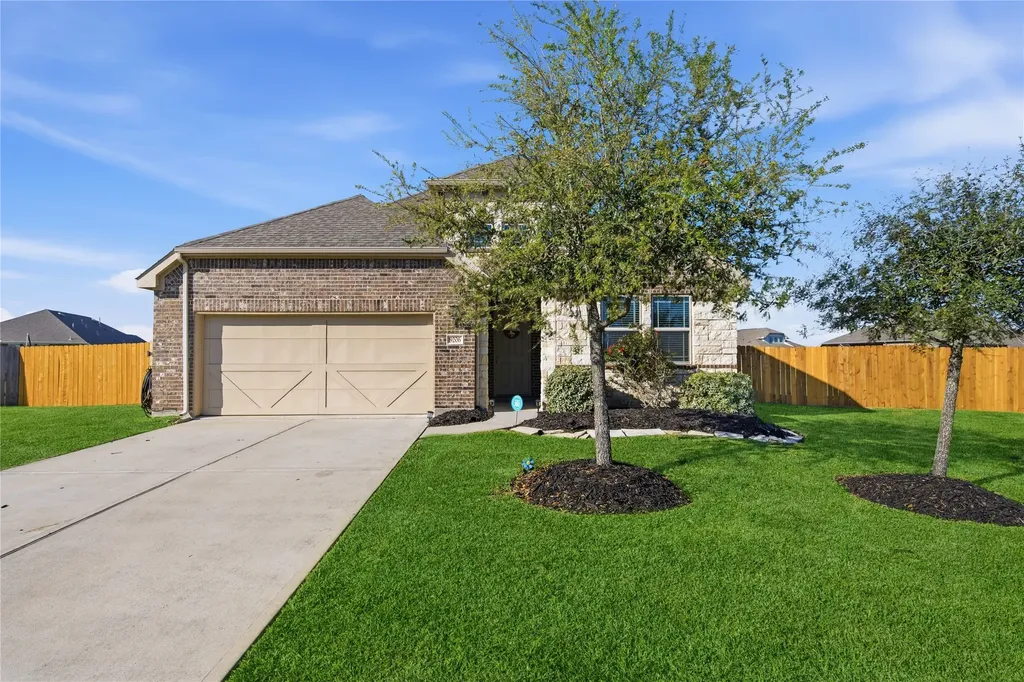 9206 Kay Kay Court Mont Belvieu TX 77523