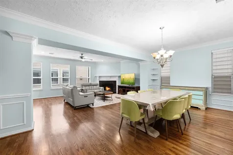3410 Skyline Village Drive Houston TX 77057