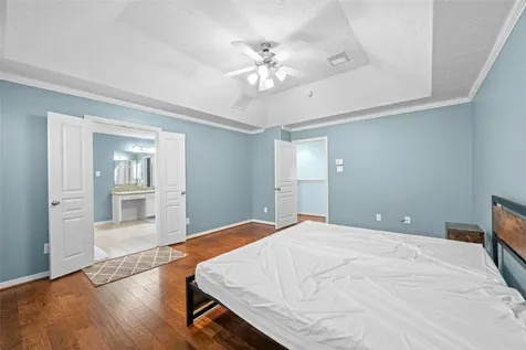 3410 Skyline Village Drive Houston TX 77057